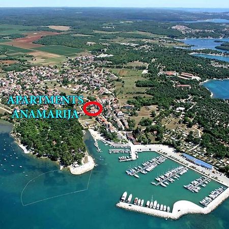 Anamarija Apartments Near The Beach And The Fantastic Adria Sea With Over 10 Small Islands Close By Funtana Buitenkant foto