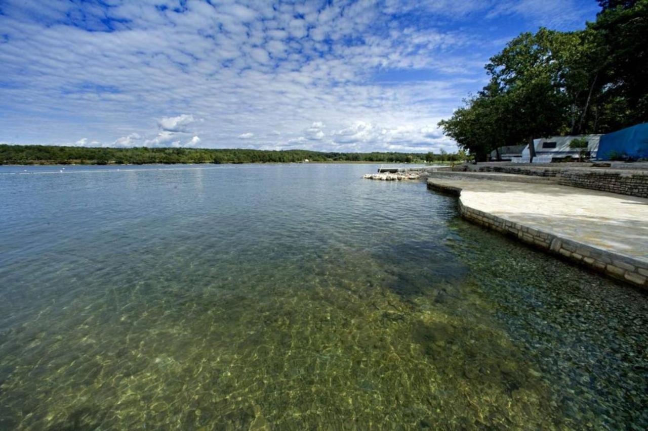 Anamarija Apartments Near The Beach And The Fantastic Adria Sea With Over 10 Small Islands Close By Funtana Buitenkant foto