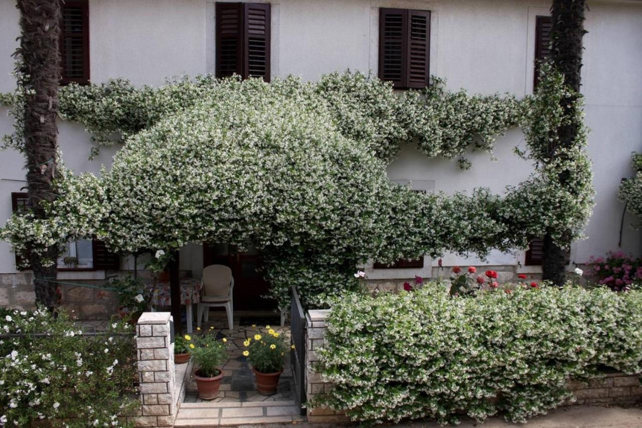 Anamarija Apartments Near The Beach And The Fantastic Adria Sea With Over 10 Small Islands Close By Funtana Buitenkant foto