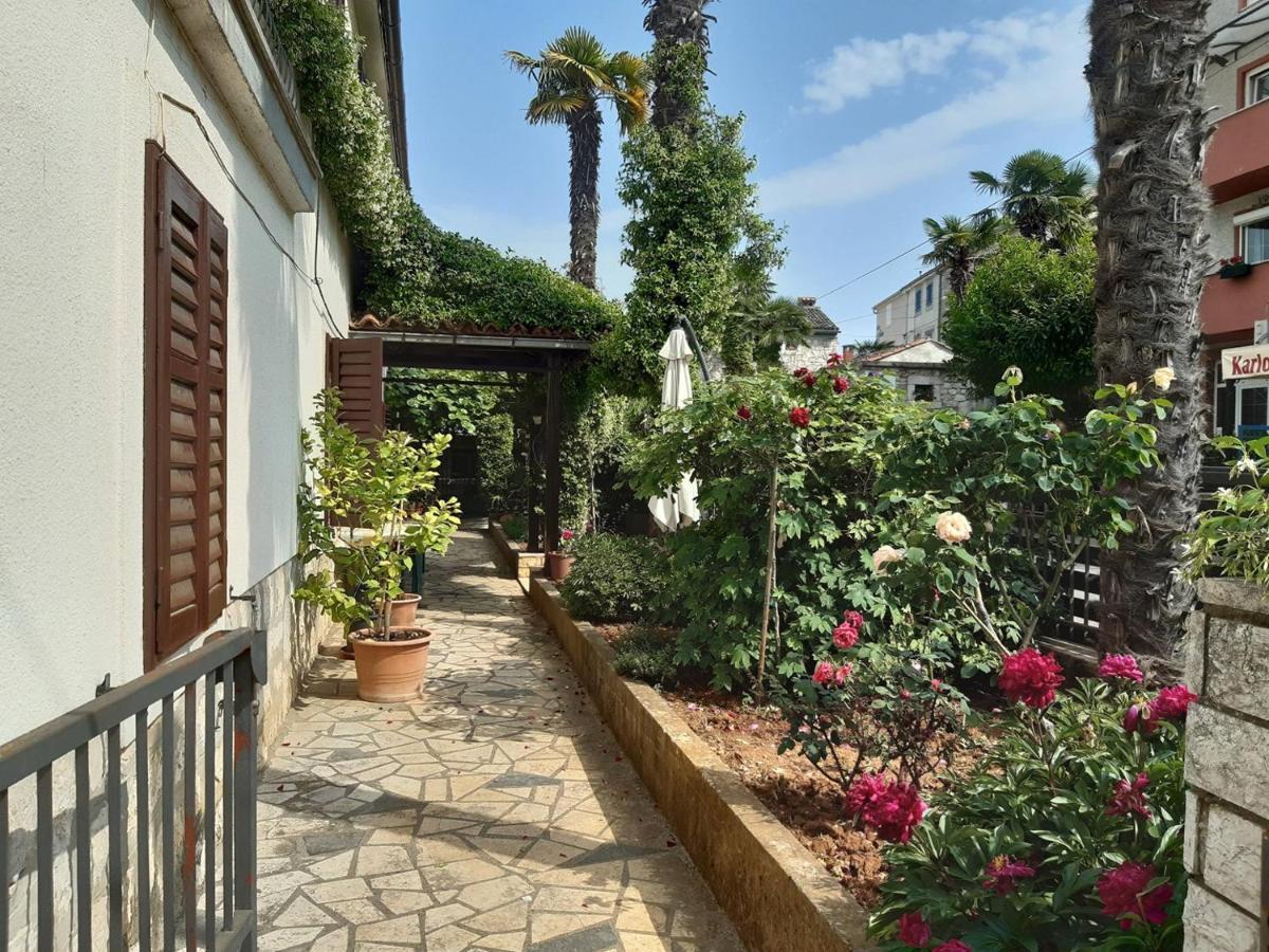 Anamarija Apartments Near The Beach And The Fantastic Adria Sea With Over 10 Small Islands Close By Funtana Buitenkant foto